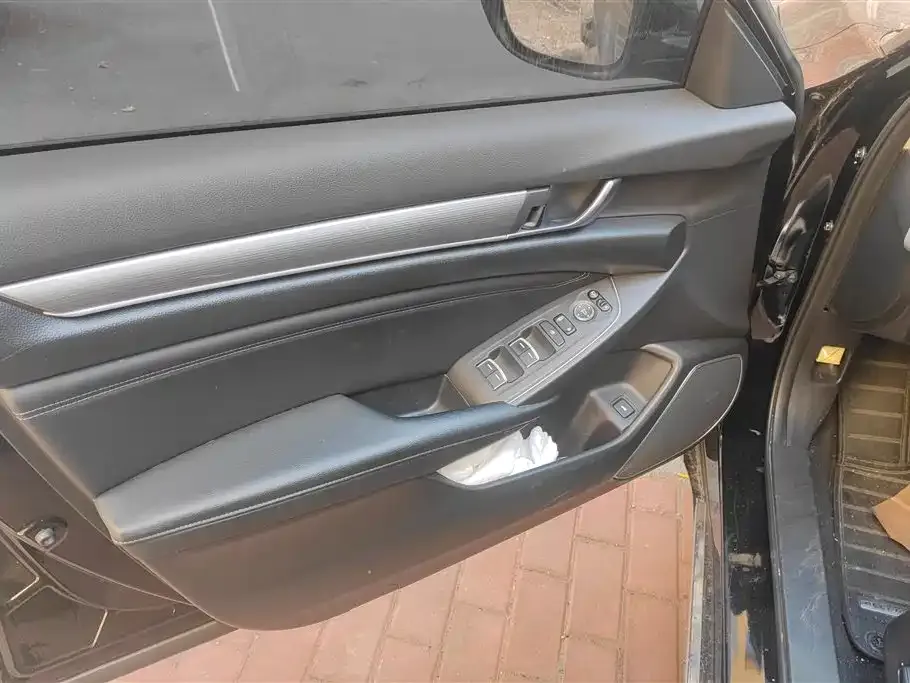 Honda Accord 2023 из CN, фото 5