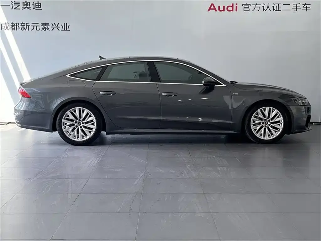 Audi A7 — фото 10