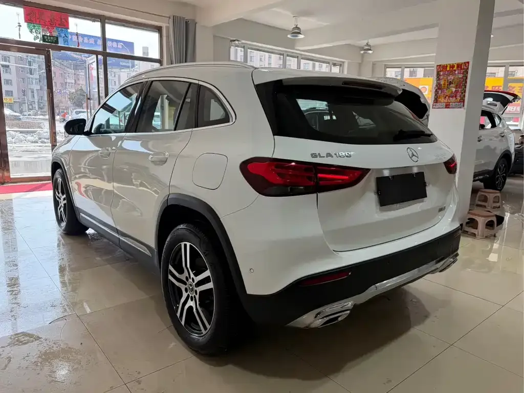 Mercedes-Benz GLA 2023 из CN, фото 4