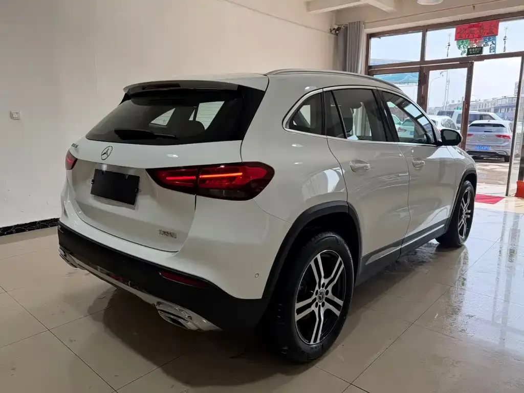 Mercedes-Benz GLA 2023 из CN, фото 7