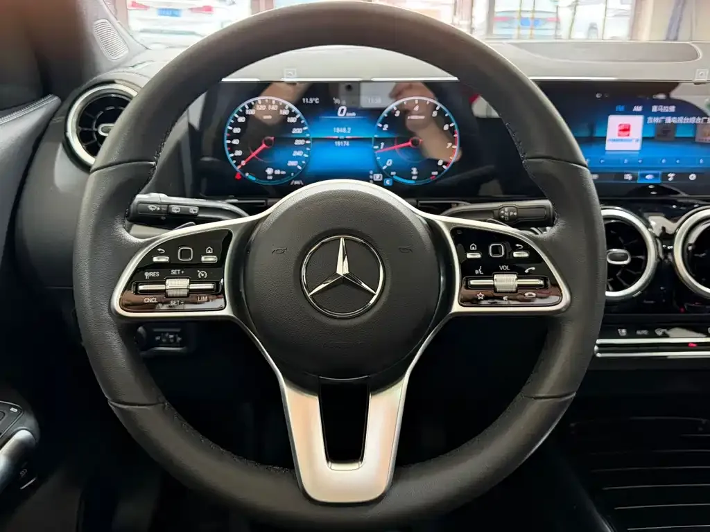 Mercedes-Benz GLA 2023 из CN, фото 9
