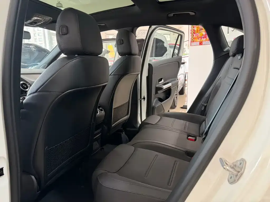 Mercedes-Benz GLA 2023 из CN, фото 5
