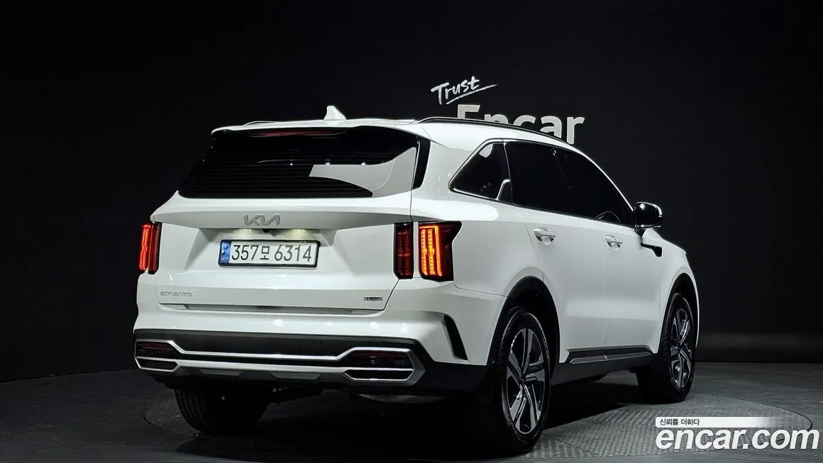 Kia Sorento — фото 5