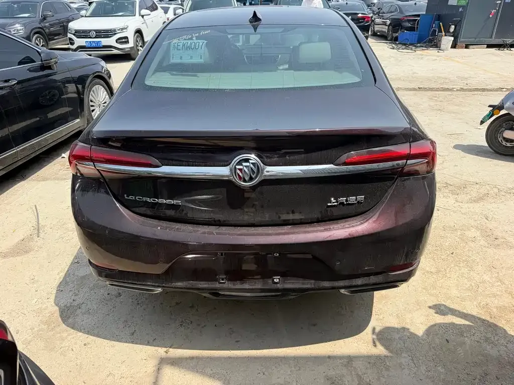 Buick LaCrosse 2022 из CN, фото 2