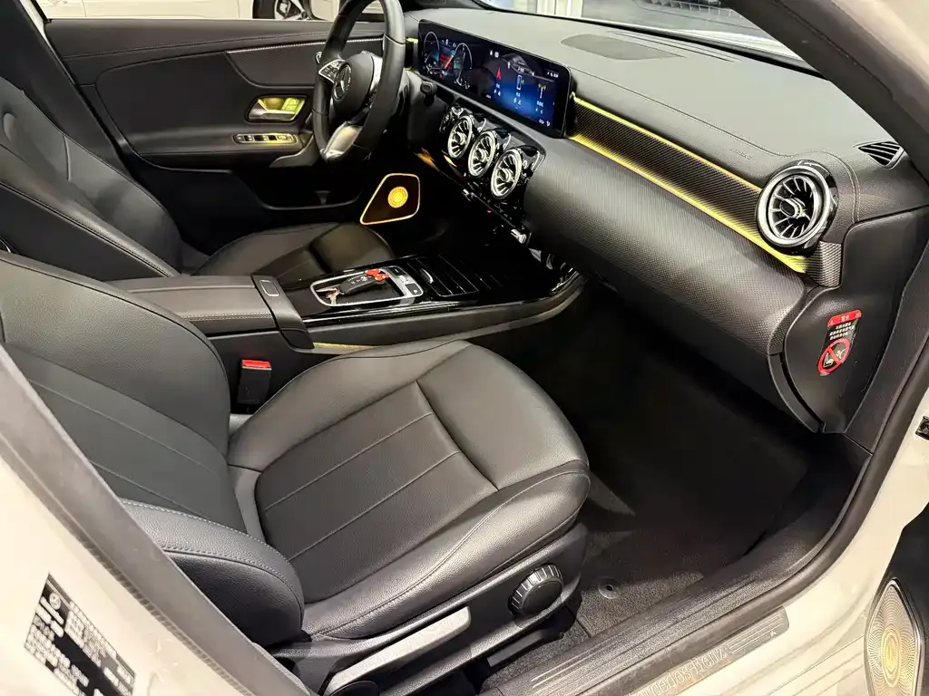 Mercedes-Benz A-Class 2024 из CN, фото 8