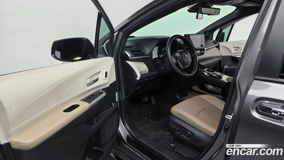 Toyota Sienna 2023 из KR, фото 7