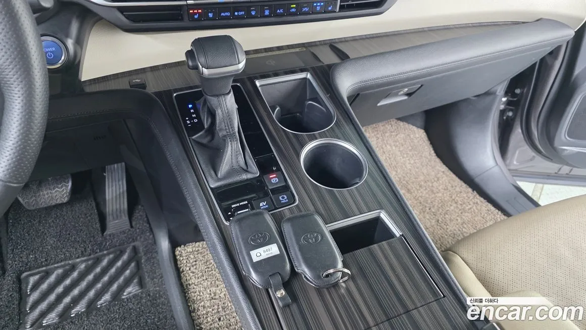 Toyota Sienna 2023 из KR, фото 9