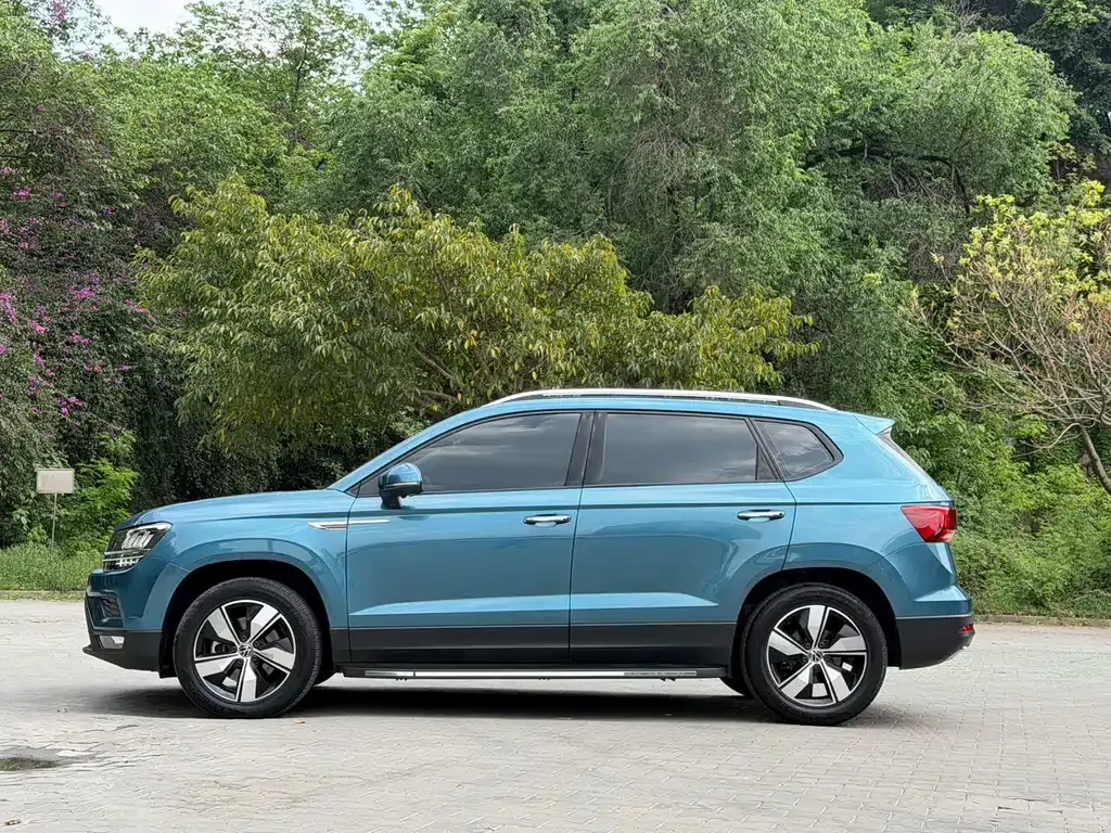 Volkswagen Tharu 2021 из CN, фото 9