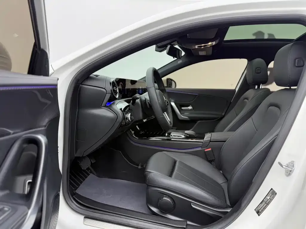 Mercedes-Benz A-Class 2021 из CN, фото 8