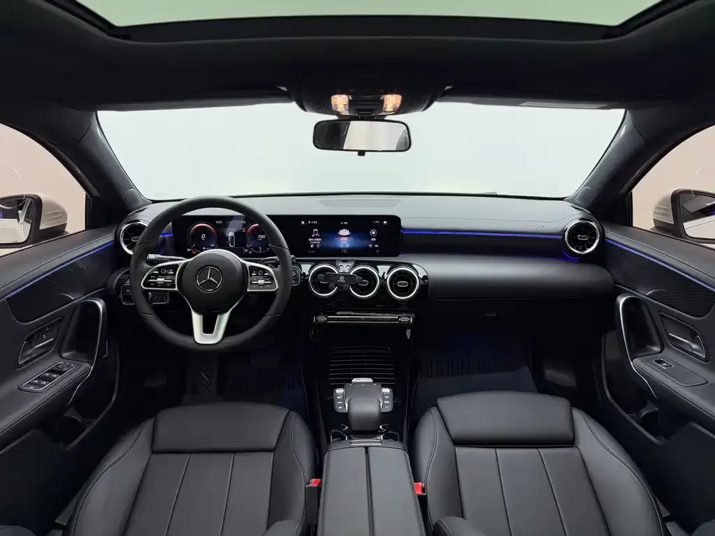 Mercedes-Benz A-Class 2021 из CN, фото 7