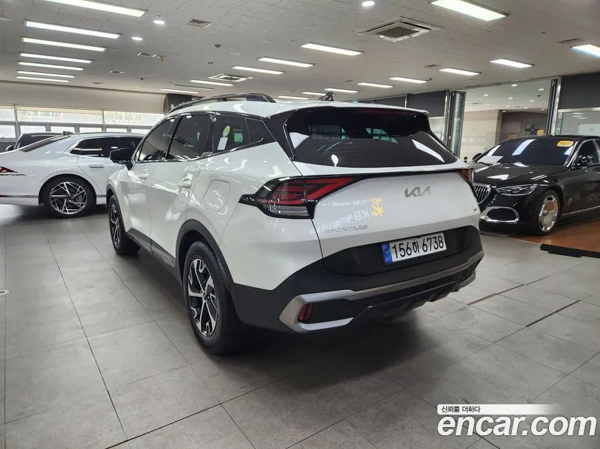 Kia Sportage — фото 10