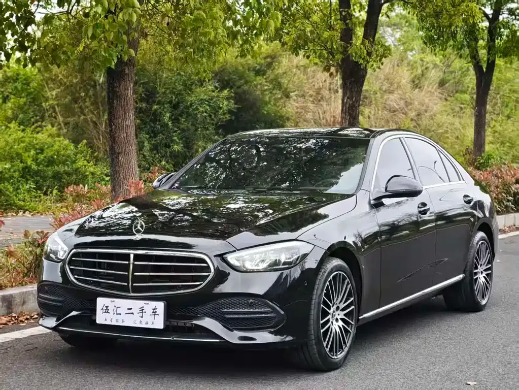 Mercedes-Benz C-Class — фото 1