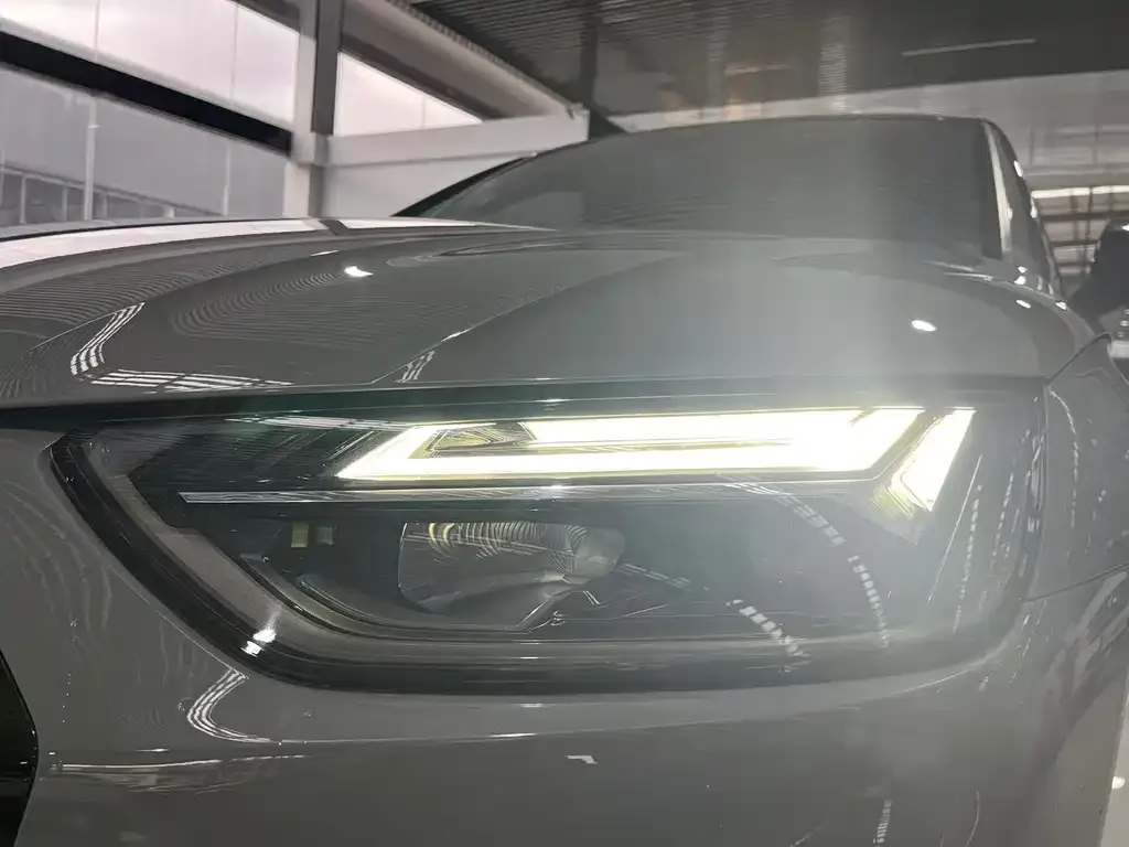 Audi Q5L Sportback 2021 из CN, фото 2