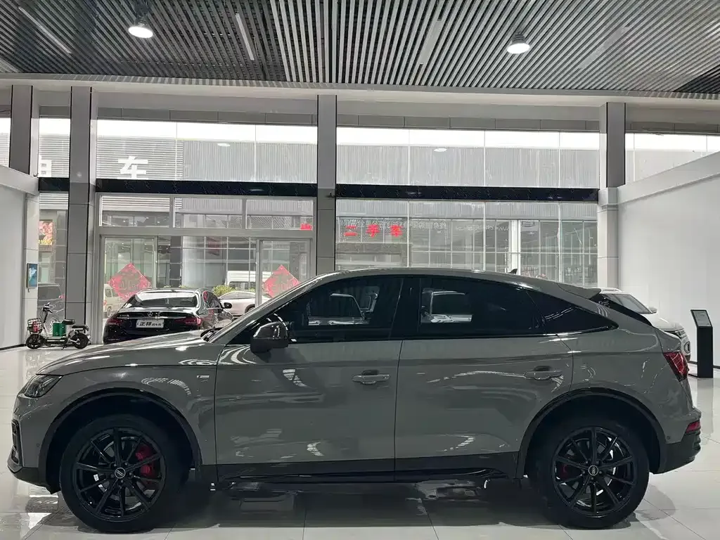 Audi Q5L Sportback 2021 из CN, фото 6
