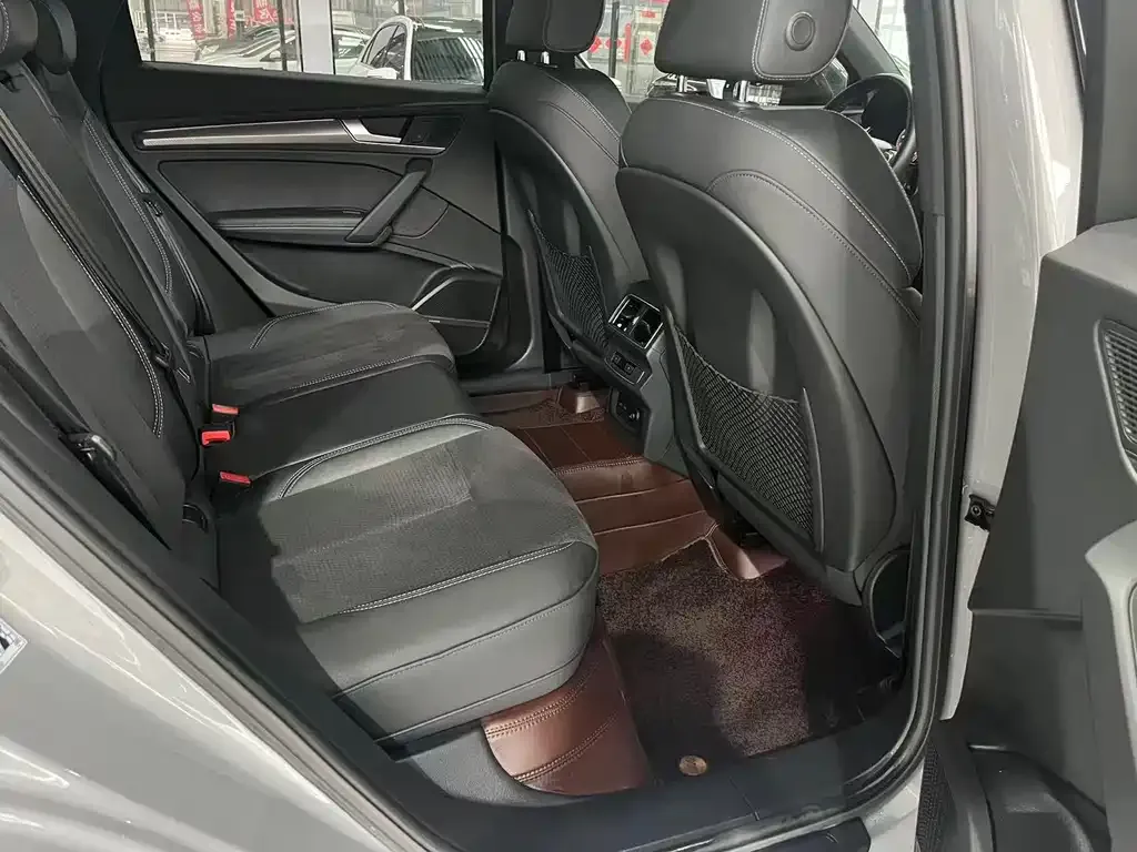 Audi Q5L Sportback 2021 из CN, фото 8