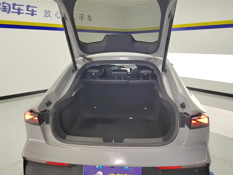 Changan UNI-V 2023 из CN, фото 3
