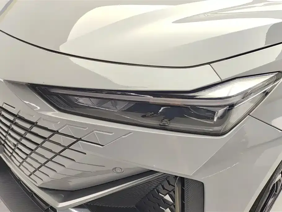 Changan UNI-V 2023 из CN, фото 4
