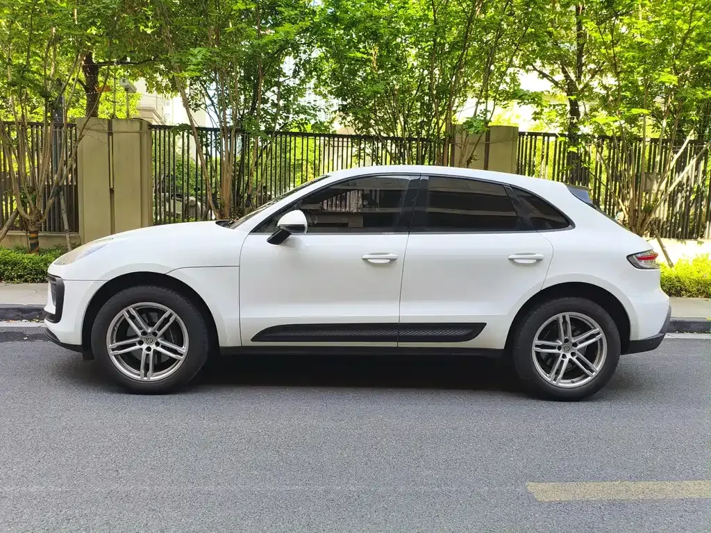 Porsche Macan — фото 10