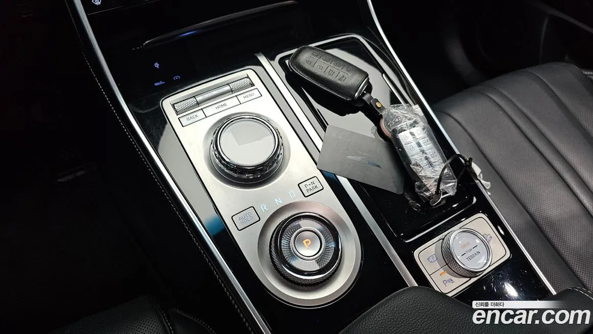 Genesis GV80 — фото 10