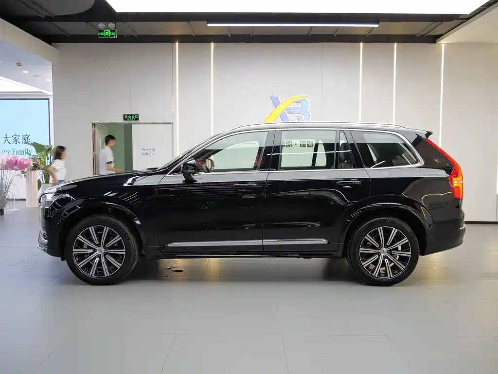 Volvo XC90 2024 из CN, фото 5