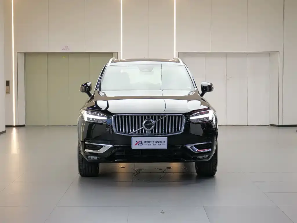 Volvo XC90 2024 из CN, фото 2