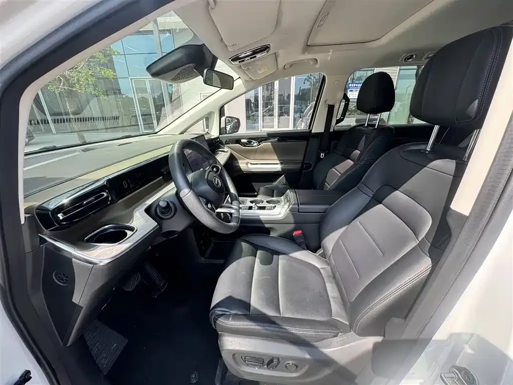 GAC Motor E8 Hybrid 2024 из CN, фото 5
