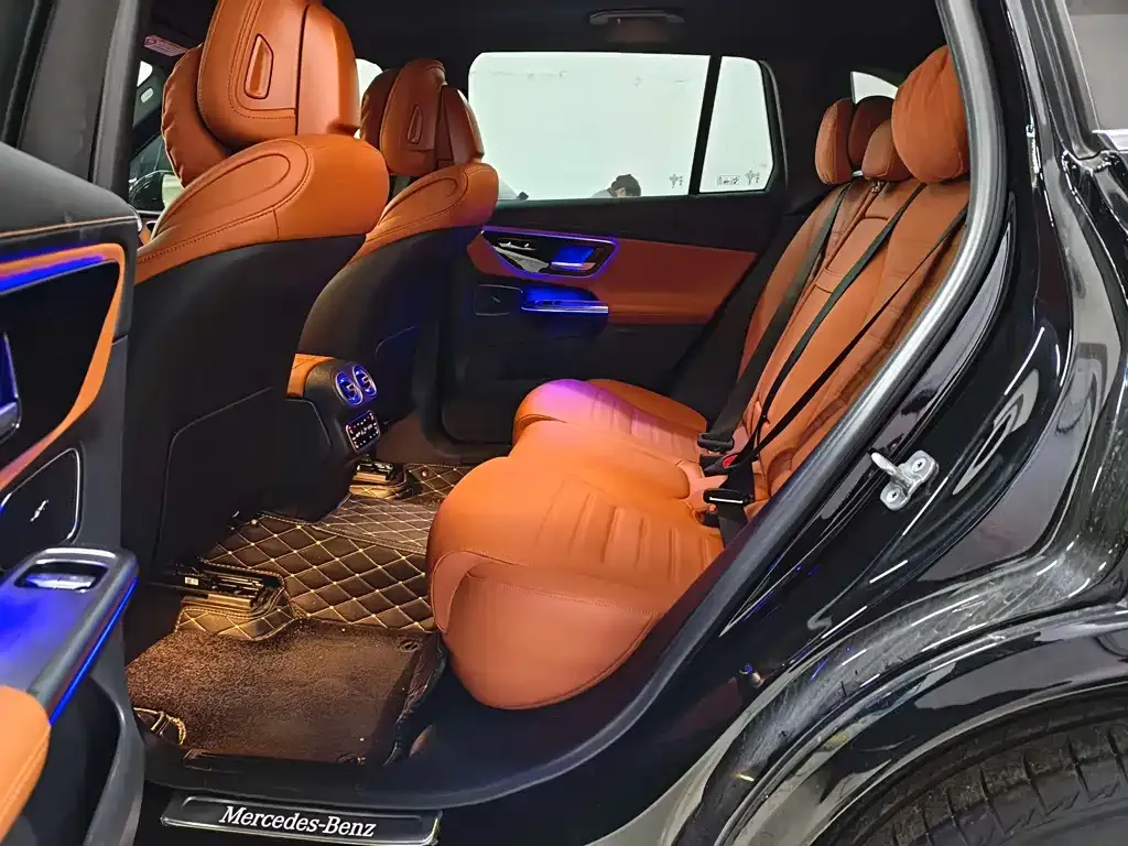 Mercedes-Benz GLC 2024 из CN, фото 2