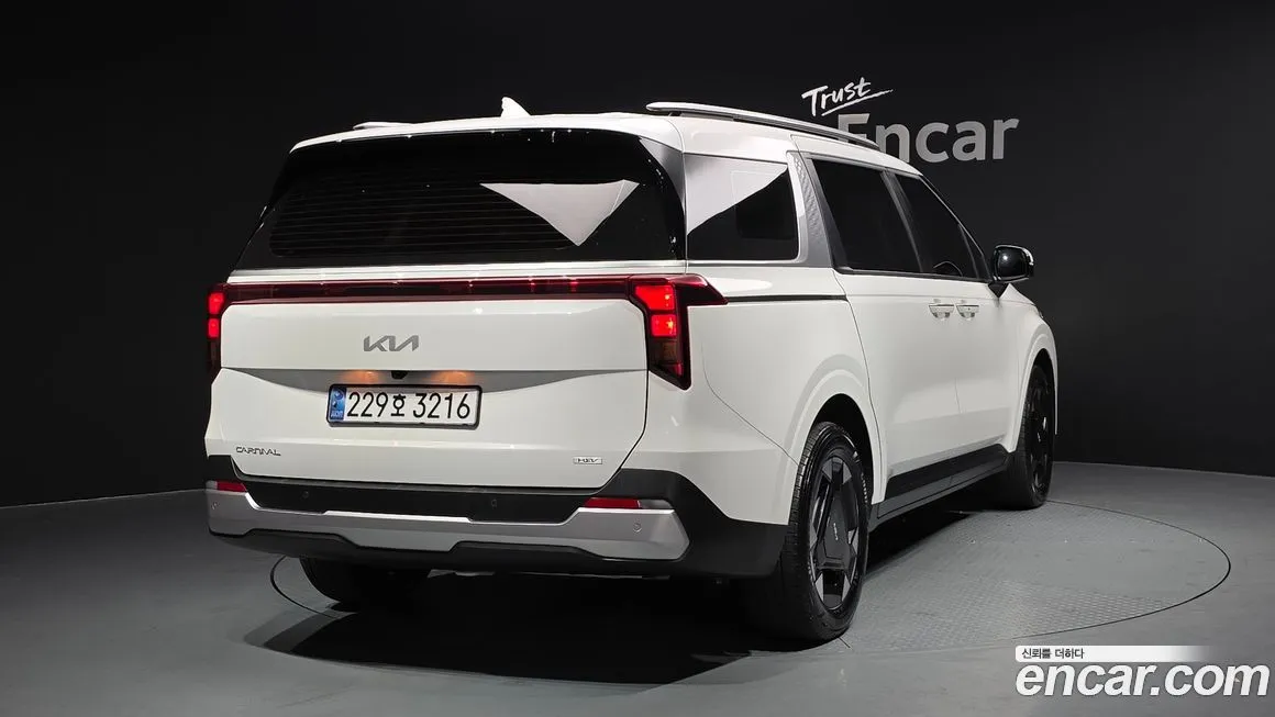 Kia Carnival 2025 из KR, фото 5