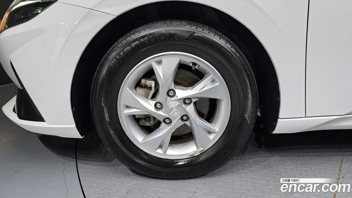Hyundai AVANTE 2023 из KR, фото 10