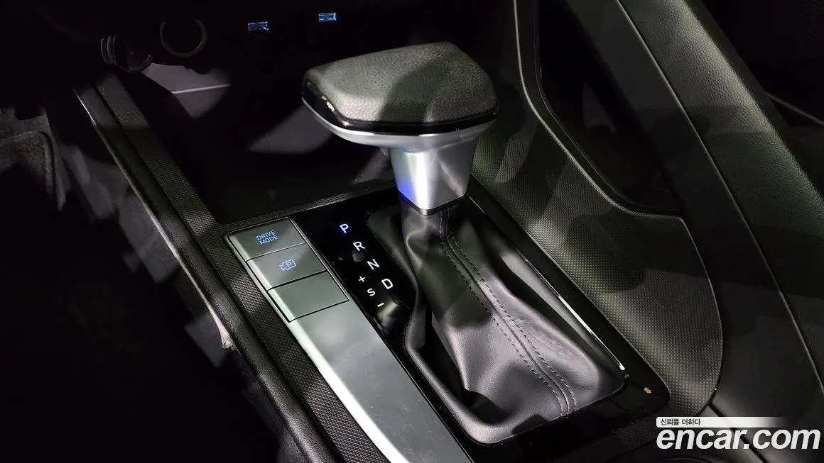 Hyundai AVANTE 2023 из KR, фото 4