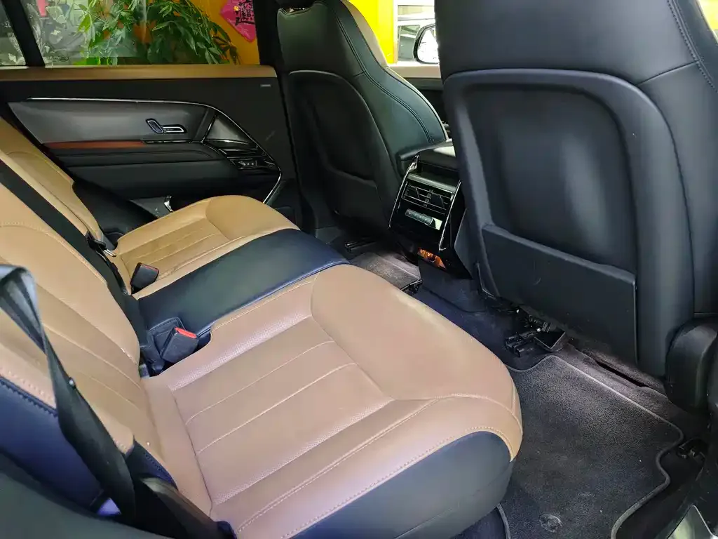 Land Rover Sport 2023 из CN, фото 4