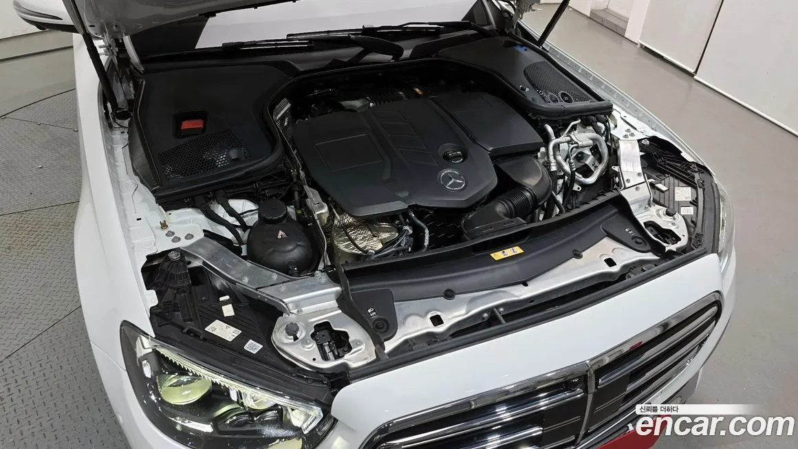 Mercedes-Benz E-Class 2022 из KR, фото 8