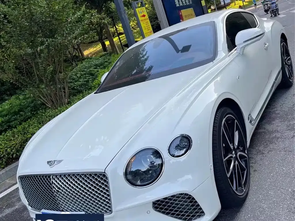 Bentley Continental 2022 из CN, фото 1