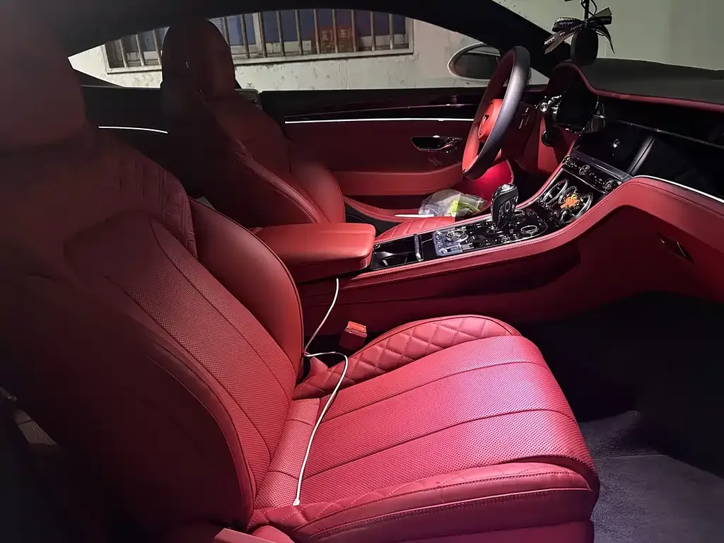 Bentley Continental 2022 из CN, фото 9