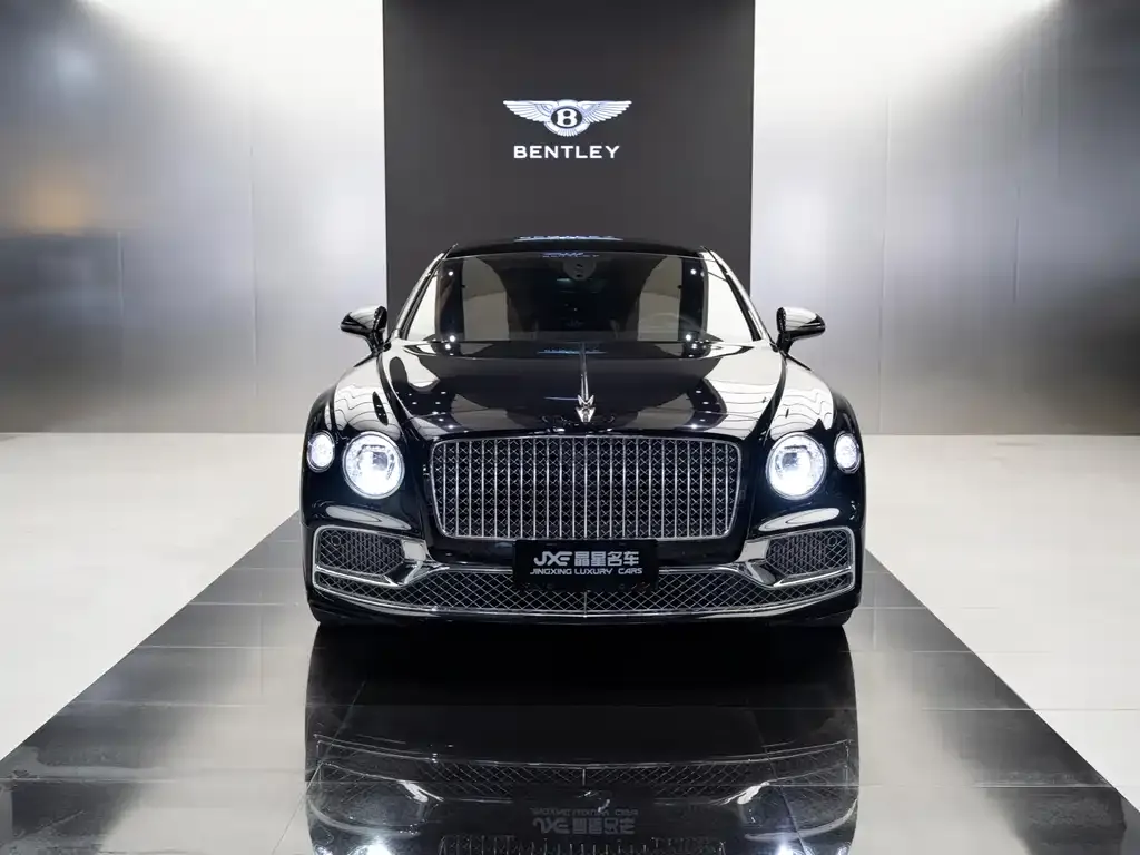 Bentley Flying Spur — фото 2