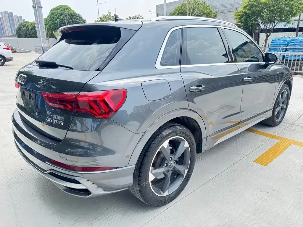 Audi Q3 2022 из CN, фото 2