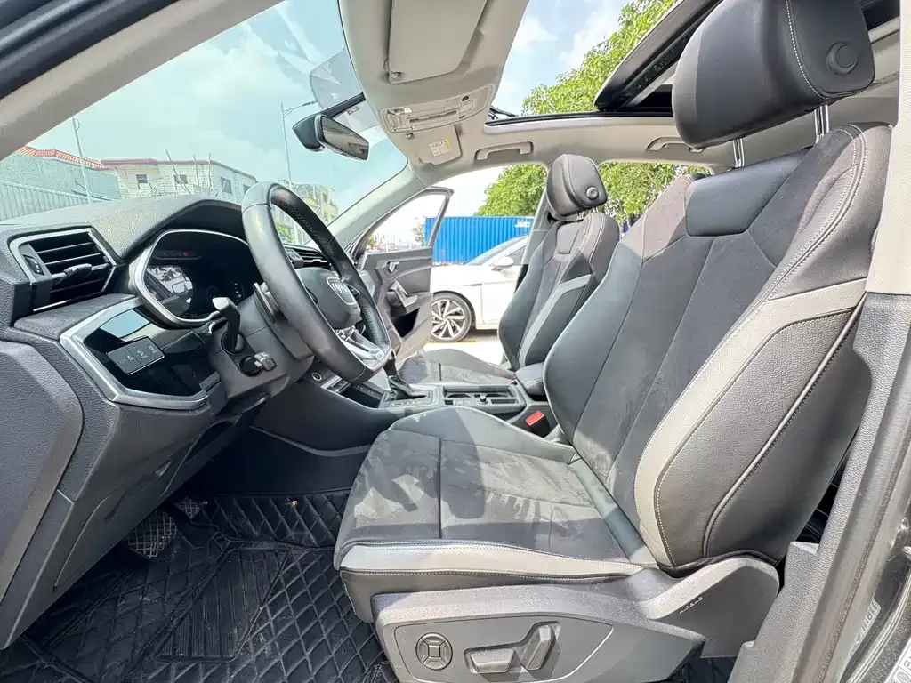 Audi Q3 2022 из CN, фото 8