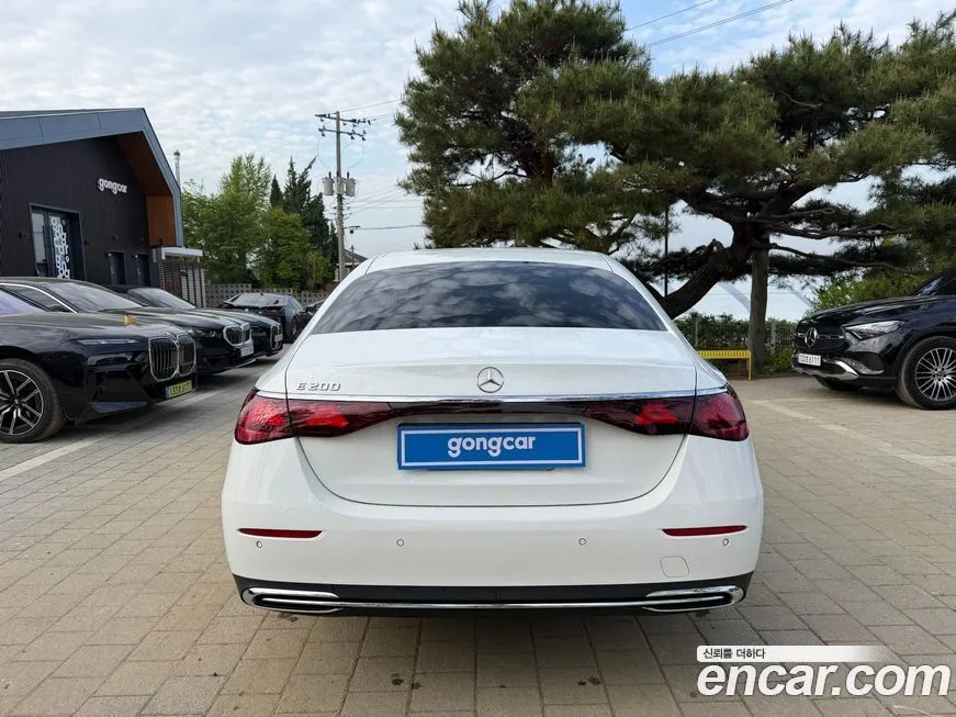 Mercedes-Benz E-Class 2025 из KR, фото 7