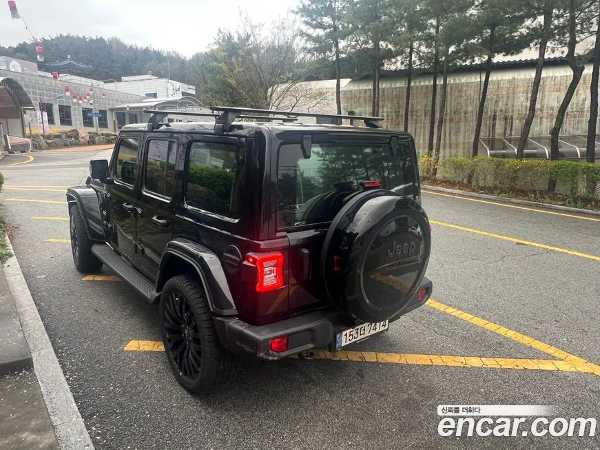 Jeep Wrangler — фото 9