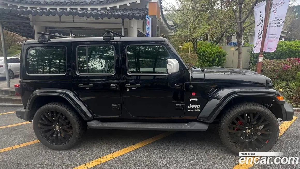 Jeep Wrangler — фото 6