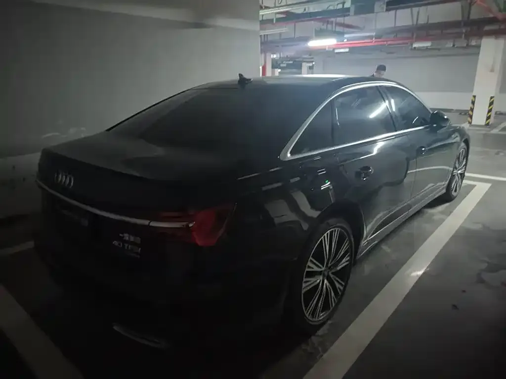 Audi A6L 2022 из CN, фото 1