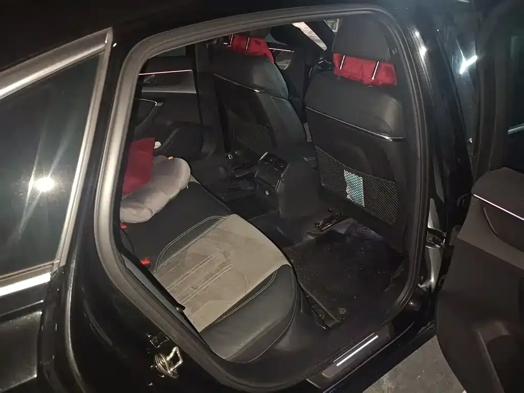 Audi A6L 2022 из CN, фото 5