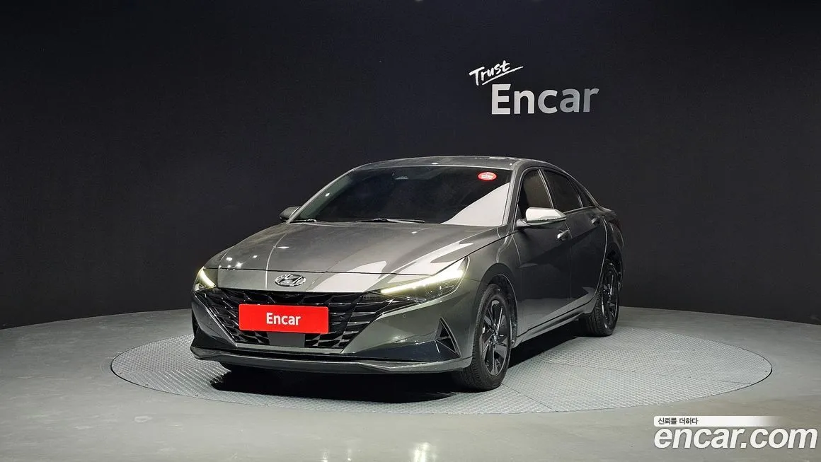 Hyundai AVANTE — фото 1