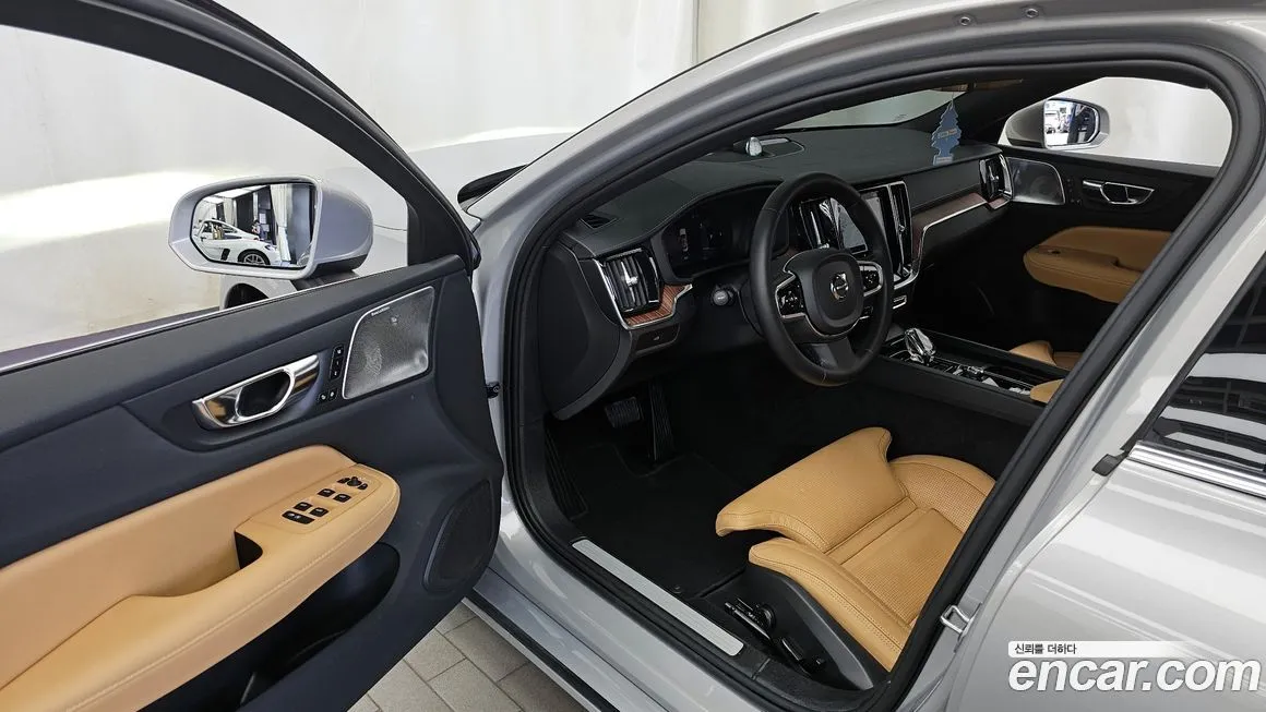 Volvo S60 2023 из KR, фото 6