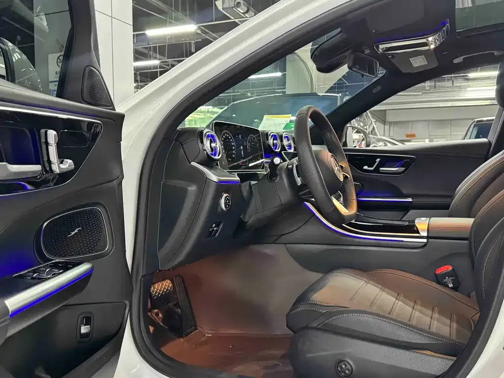 Mercedes-Benz C-Class 2025 из CN, фото 7