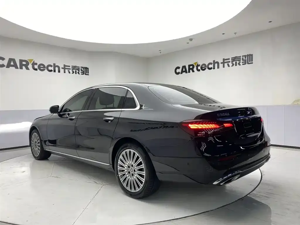 Mercedes-Benz E-Class 2023 из CN, фото 6