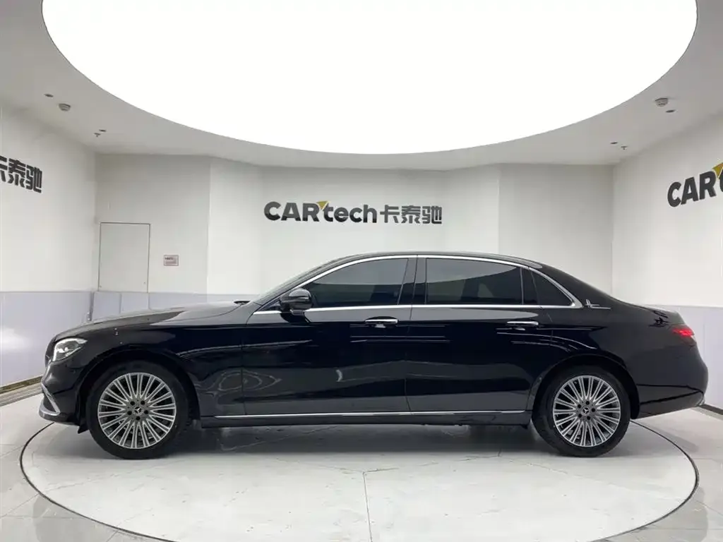 Mercedes-Benz E-Class 2023 из CN, фото 4