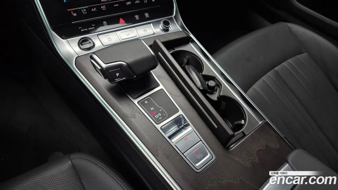 Audi A6 — фото 8