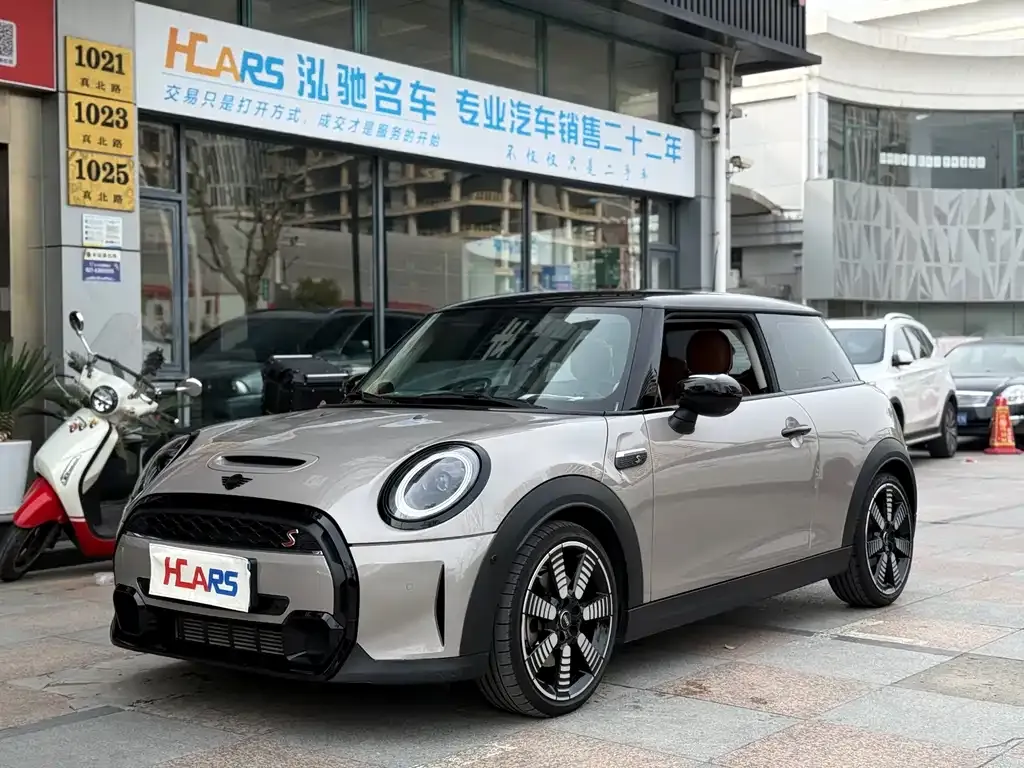 MINI Cooper (3-door) 2022 из CN, фото 1