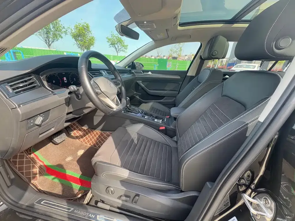 Volkswagen Magotan 2022 из CN, фото 2